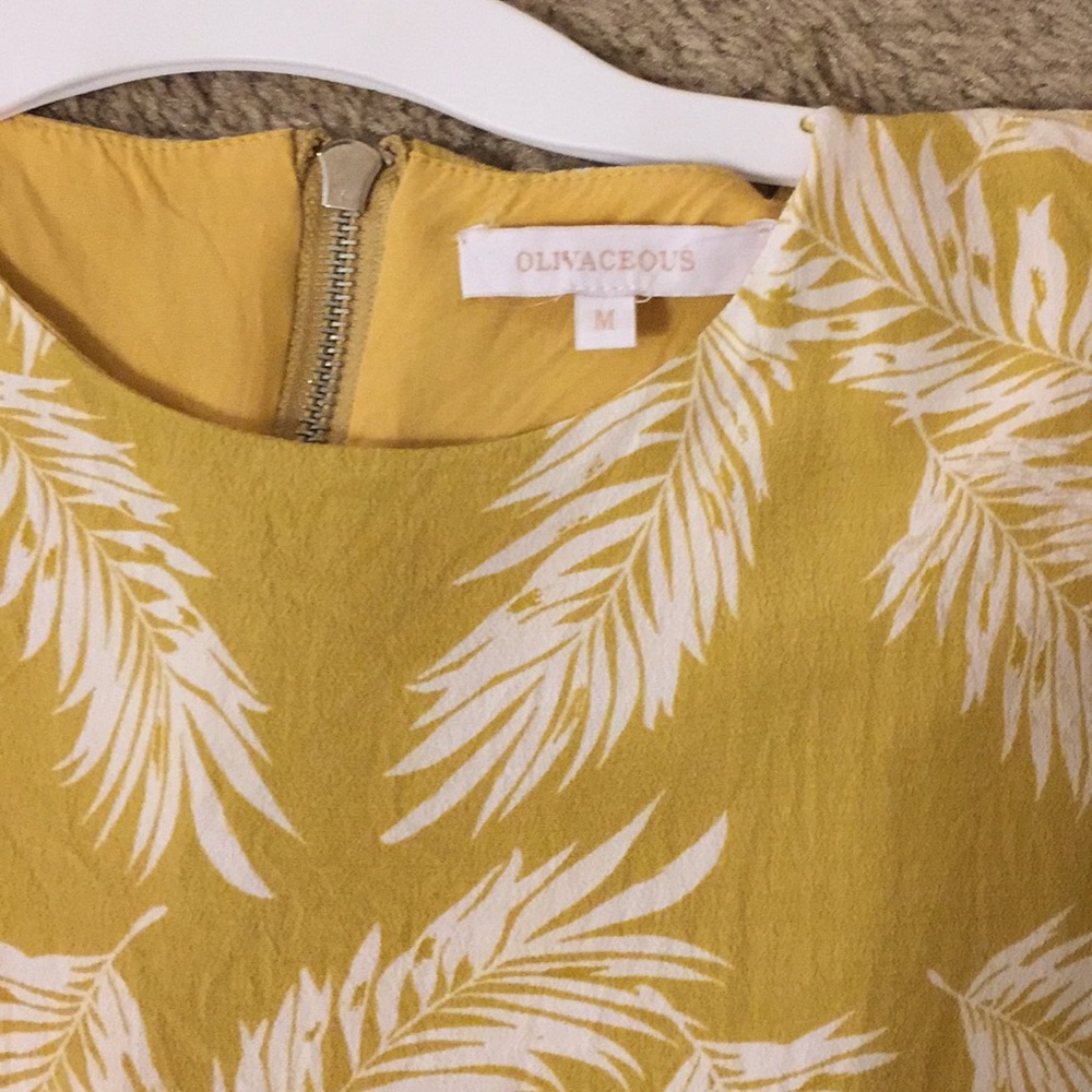 Yellow and white T-shirt dress - Picture 3 of 4
